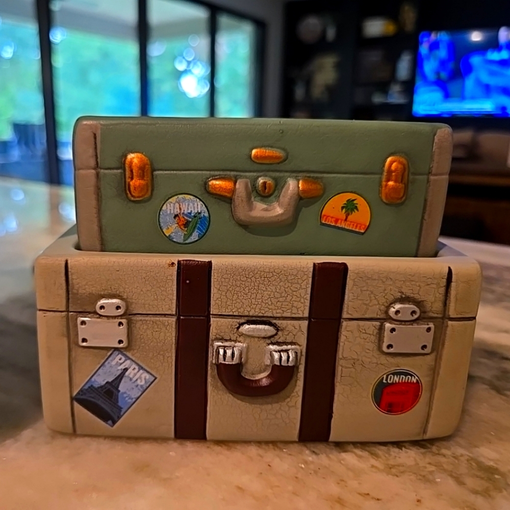 Scentsy Bon Voyage  Warmer Travel Trunk Suitcase Luggage - Retired NIB